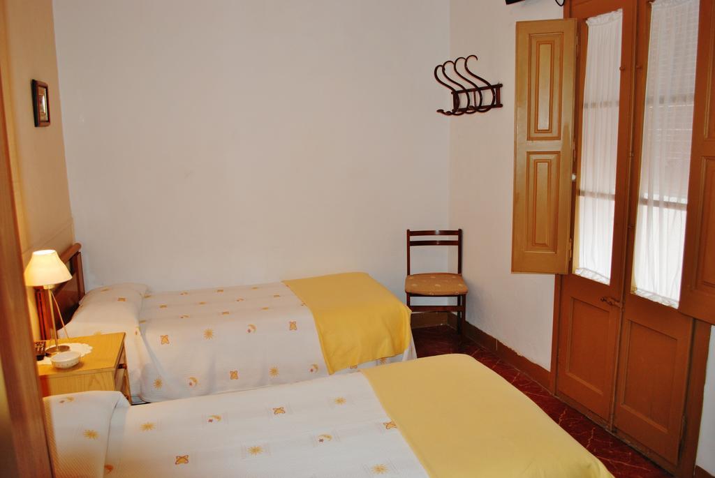 Pension Can Tort Tossa de Mar Room photo